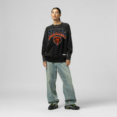 Chicago Bears Women's Delineate Mineral Wash Crewneck Sweatshirt Black - Mitchell & Ness