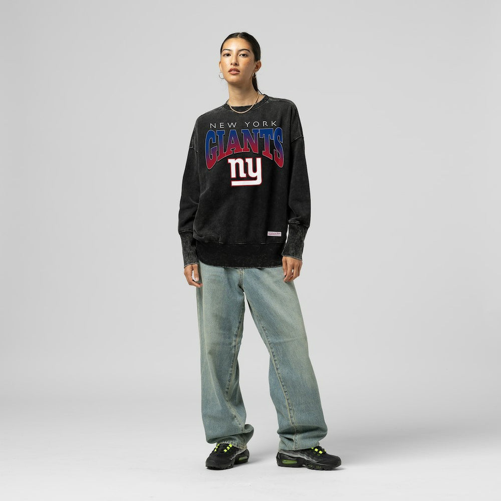 New York Giants Women's Delineate Mineral Wash Crewneck Sweatshirt Black - Mitchell & Ness
