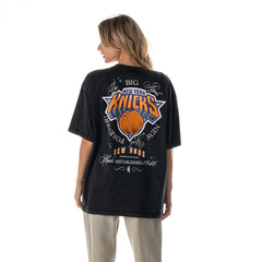 NBA - New York Knicks The Wild Collective Unisex Oversized Streetwear T-Shirt - Black