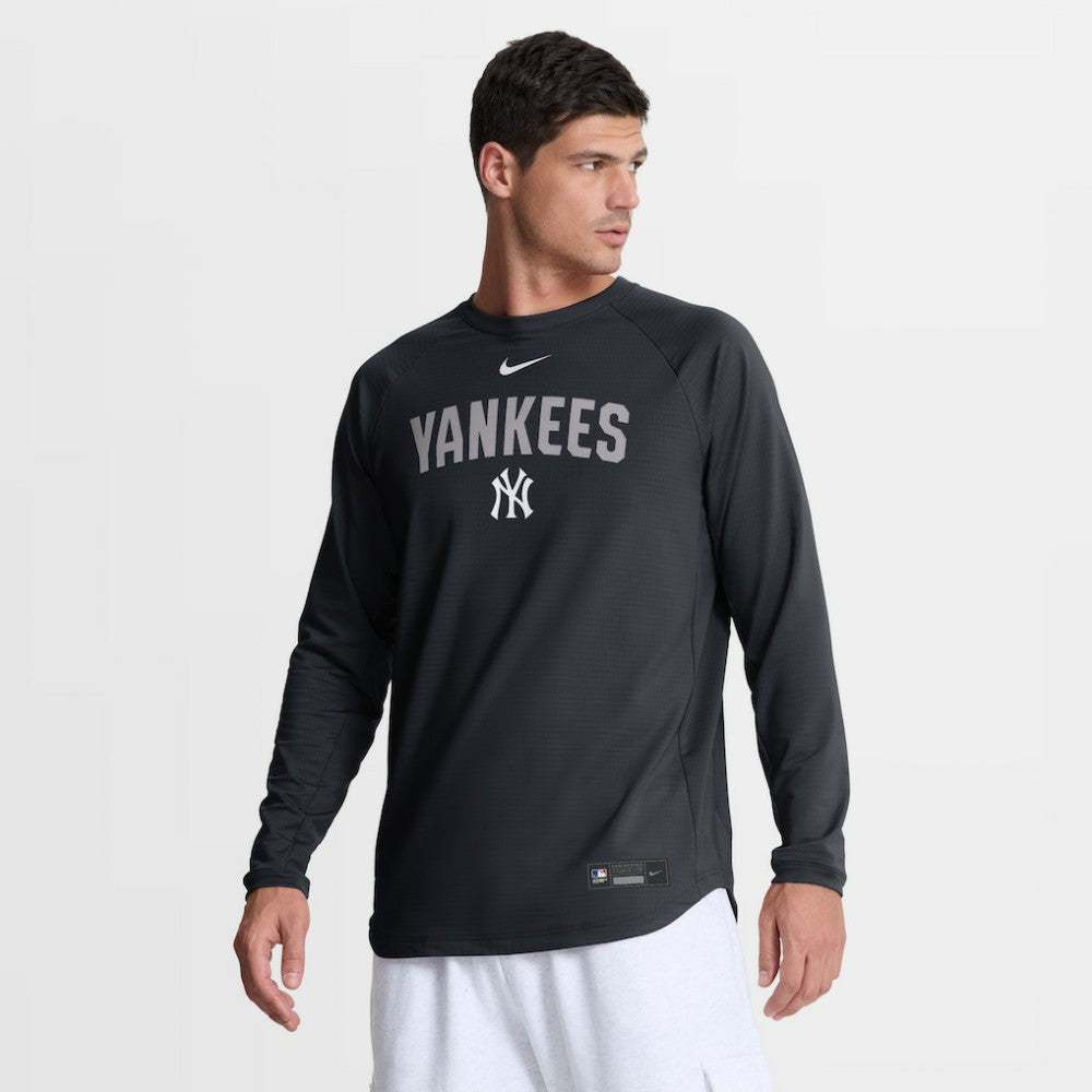 New York Yankees Nike Authentic Collection Raglan Dri-FIT Sweatshirt Clearance