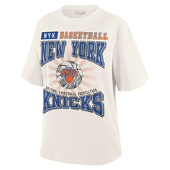 NBA - New York Knicks WEAR by Erin Andrews Women's Ball Boyfriend T-Shirt - Cream