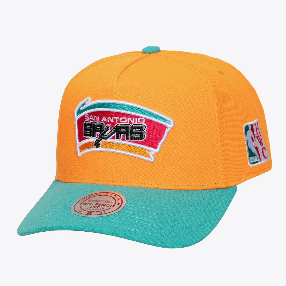Mitchell & Ness - San Antonio Spurs Hardwood Classics Legendary Away Pro-Pinch Adjustable Hat - Orange