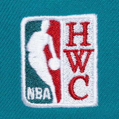 Mitchell & Ness - Detroit Pistons Hardwood Classics Legendary Away Pro-Pinch Adjustable Hat - Teal