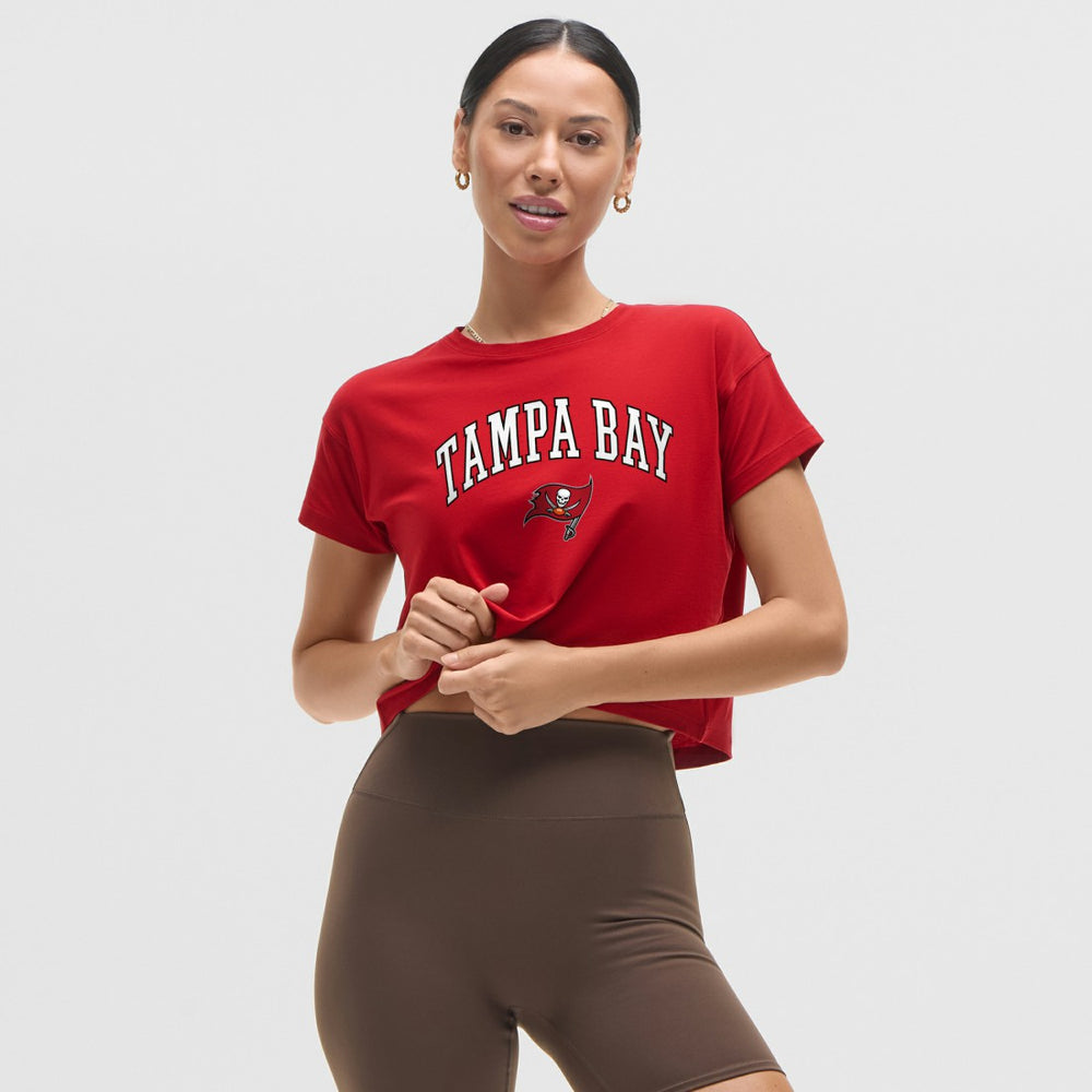 Tampa Bay Buccaneers lululemon Women's Cates T-Shirt College Crimson - NFL