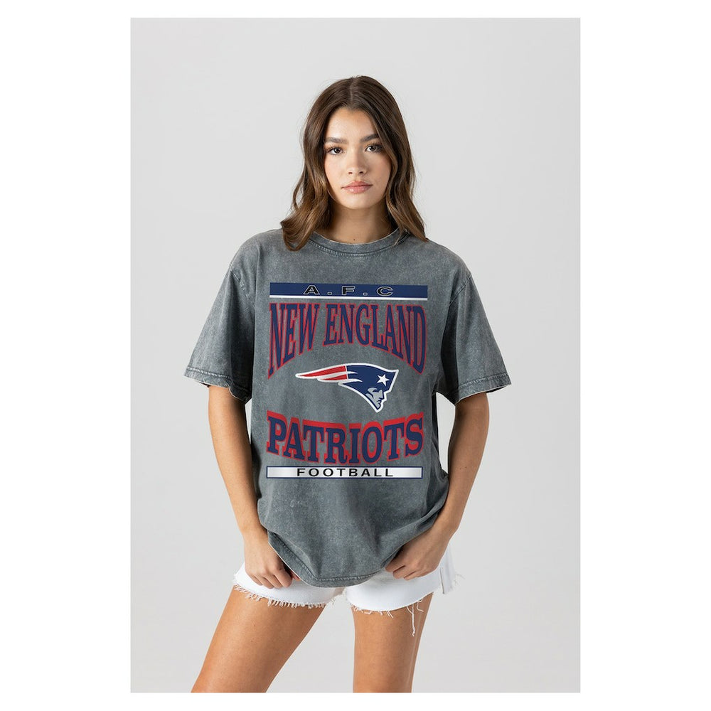 New England Patriots Gameday Couture Women's Oversized Classic Grind Washed T-Shirt Gray - NFL