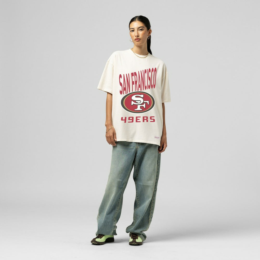 San Francisco 49ers Women's Logo Rise Boyfriend T-Shirt Cream - Mitchell & Ness