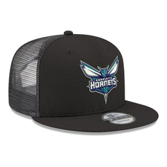 New Era - Charlotte Hornets Core Logo Meshback 9FIFTY Snapback Hat - Black