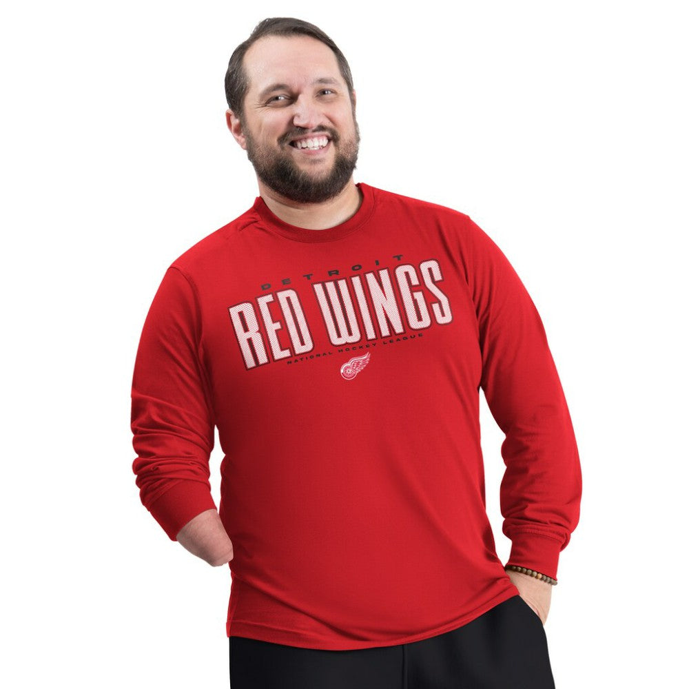 Detroit Red Wings - G-III Sports by Carl Banks Adaptive Mesh Effect Long Sleeve T-Shirt Red