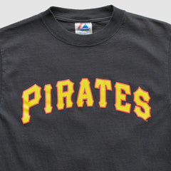 Pittsburgh Pirates Majestic 2000s T-Shirt Lifestyle