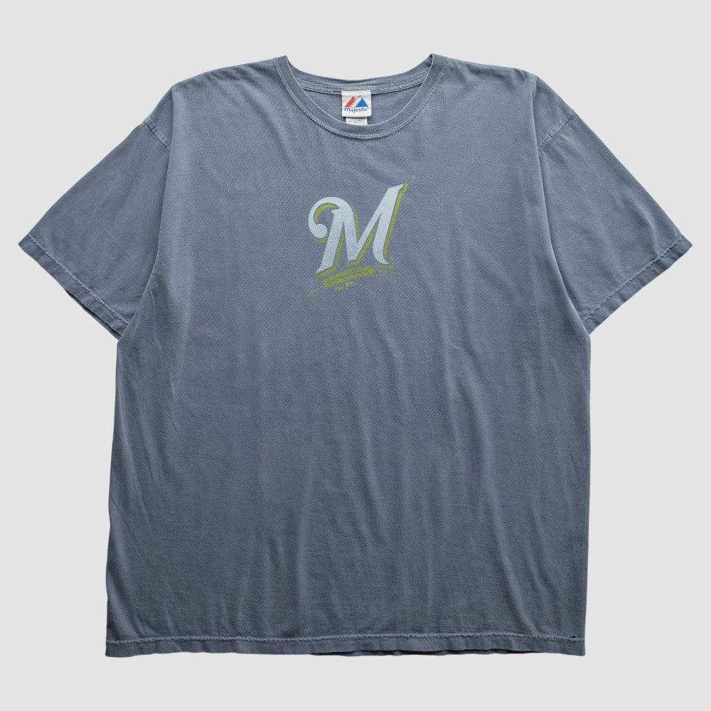 Milwaukee Brewers Majestic 2000s T-Shirt Sale