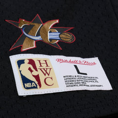 Mitchell & Ness - Allen Iverson Philadelphia 76ers Mesh Name & Number Short Sleeve Hoodie - Black