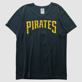 Pittsburgh Pirates Majestic 2000s T-shirt Near Me