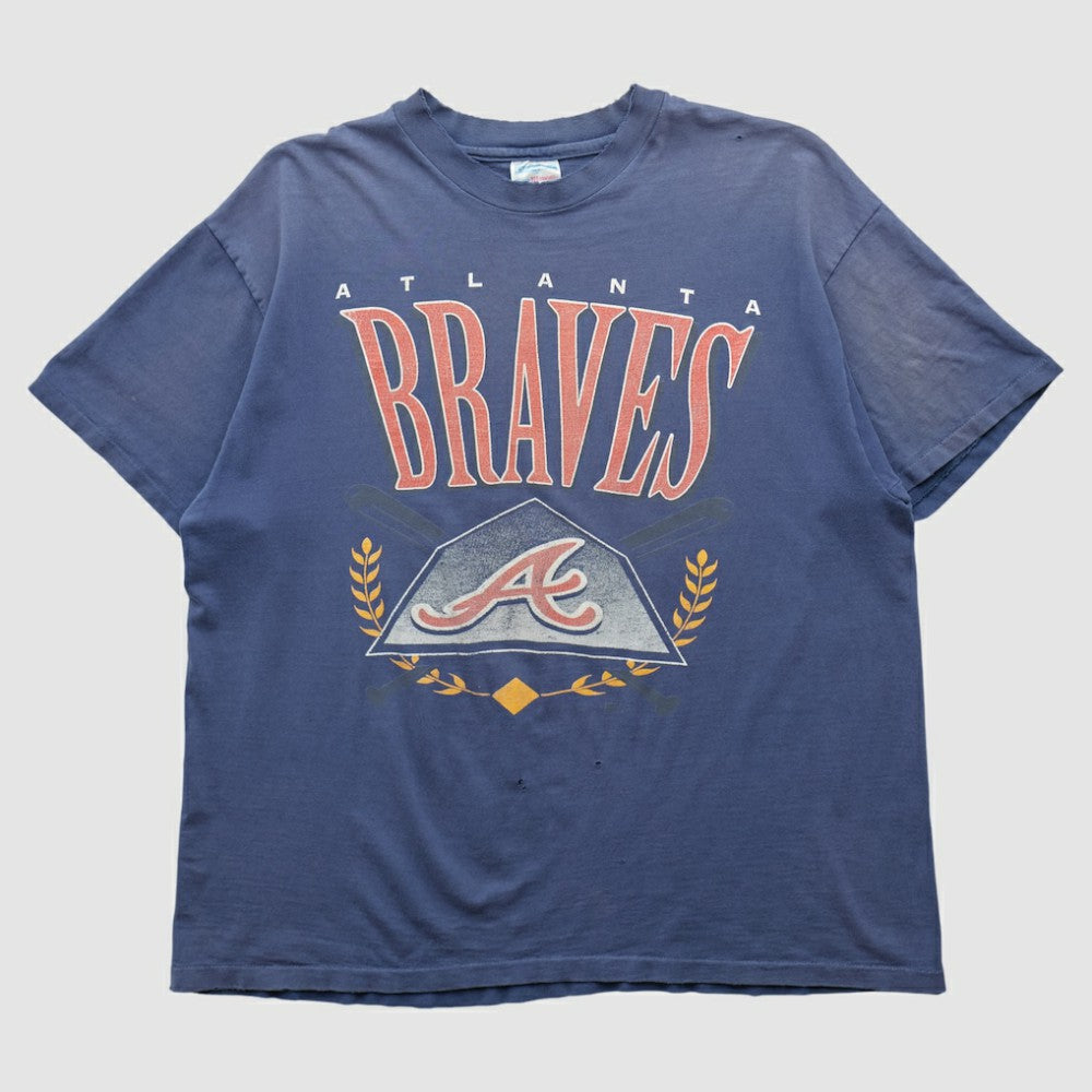 Atlanta Braves Hanes 90s T-shirt On Sale