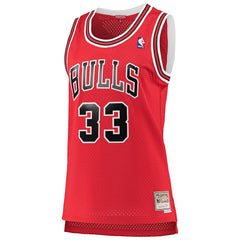 Mitchell & Ness - Scottie Pippen Chicago Bulls Women's 1997/98 Hardwood Classics Swingman Jersey - Red