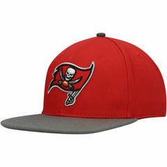 Tampa Bay Buccaneers Pro Standard 2Tone Snapback Hat Red/Pewter - NFL