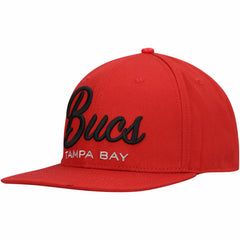 Tampa Bay Buccaneers Pro Standard LV Super Bowl Champions Script Wordmark Snapback Hat Red - NFL