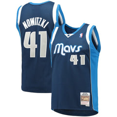 Mitchell & Ness - Dirk Nowitzki Dallas Mavericks 2011/12 Hardwood Classics Swingman Jersey - Navy