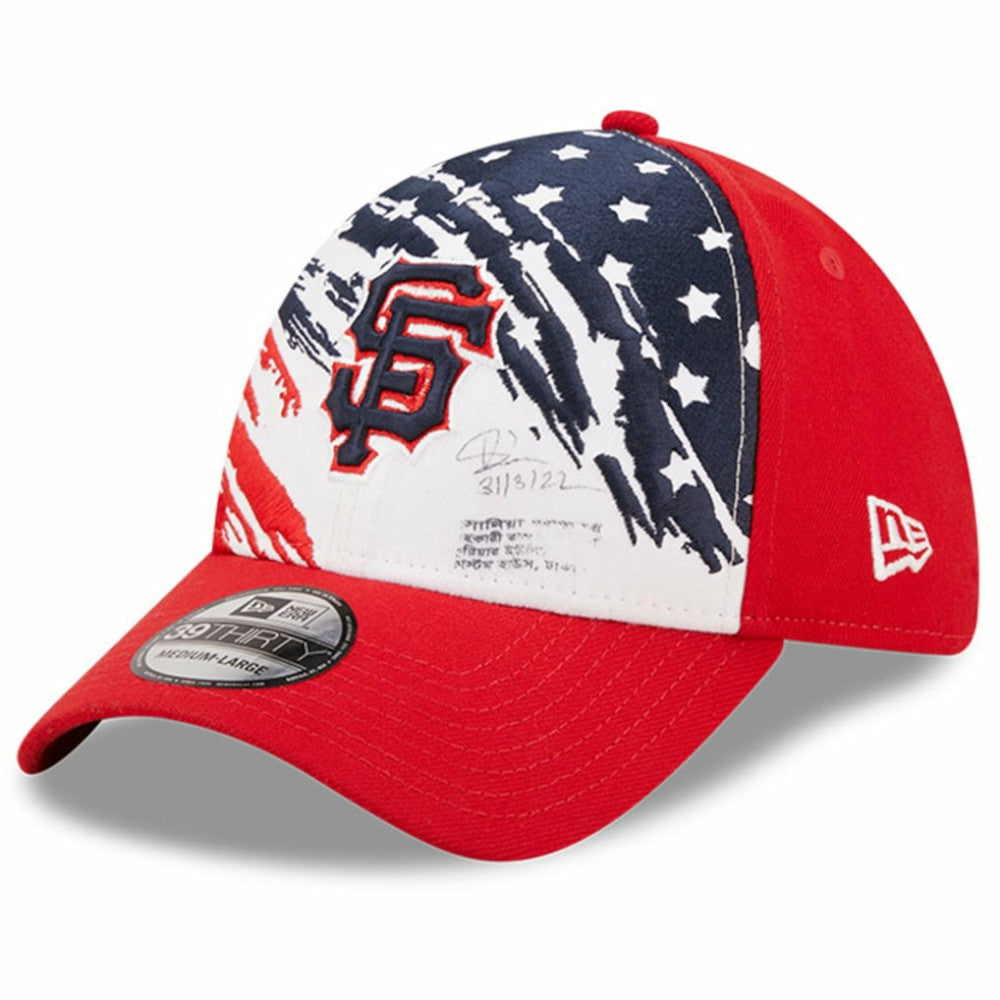 San Francisco Giants New Era 2022 4th of July 39THIRTY Flex Hat Lifestyle