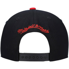 Mitchell & Ness - Philadelphia 76ers Hardwood Classics Team Two-Tone 2.0 Snapback Hat - Black/Red