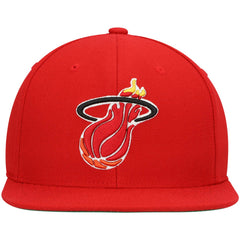 Mitchell & Ness - Miami Heat Hardwood Classics Team Ground 2.0 Snapback Hat - Red