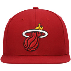 Mitchell & Ness - Miami Heat Ground 2.0 Snapback Hat - Red