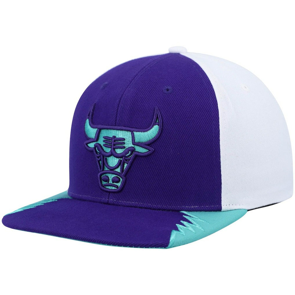 Mitchell & Ness - Chicago Bulls Day 5 Snapback Hat - Purple