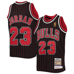 Mitchell & Ness - Michael Jordan Chicago Bulls Youth 1996-97 Hardwood Classics Authentic Jersey - Black/Red