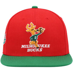 Mitchell & Ness - Milwaukee Bucks Hardwood Classics Snapback Hat - Red/Green