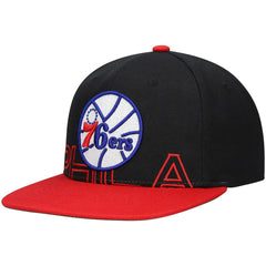 Mitchell & Ness - Philadelphia 76ers Hardwood Classics Low Big Face Snapback Hat - Black/Red