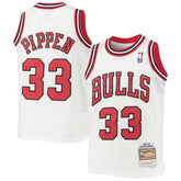 Mitchell & Ness - Scottie Pippen Chicago Bulls Youth 1997/98 Hardwood Classics Swingman Jersey - White