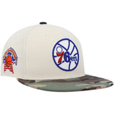 Mitchell & Ness - Philadelphia 76ers Hardwood Classics 1976 NBA All-Star Game Off White Camo Fitted Hat - Cream/Camo