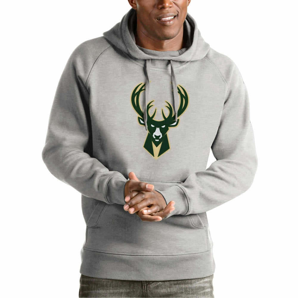 NBA - Milwaukee Bucks Antigua Team Logo Victory Pullover Hoodie - Heather Gray