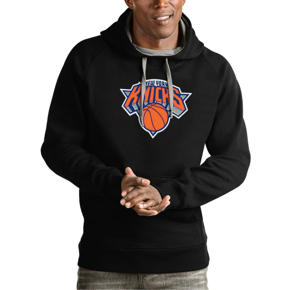 NBA - New York Knicks Antigua Team Logo Victory Pullover Hoodie - Black
