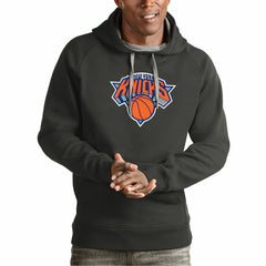 NBA - New York Knicks Antigua Team Logo Victory Pullover Hoodie - Charcoal
