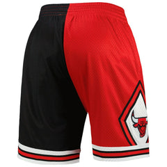 Mitchell & Ness - Chicago Bulls Hardwood Classics 1997 Split Swingman Shorts - Black/Red