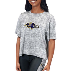 Baltimore Ravens Certo Women's Cropped Turnout T-Shirt Gray - NFL