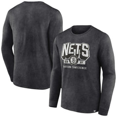 Fanatics - Brooklyn Nets Front Court Press Snow Wash Long Sleeve T-Shirt - Heather Charcoal