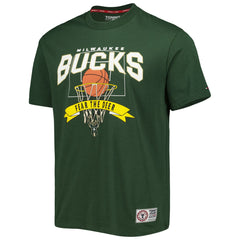NBA - Milwaukee Bucks Tommy Jeans Tim Backboard T-Shirt - Hunter Green