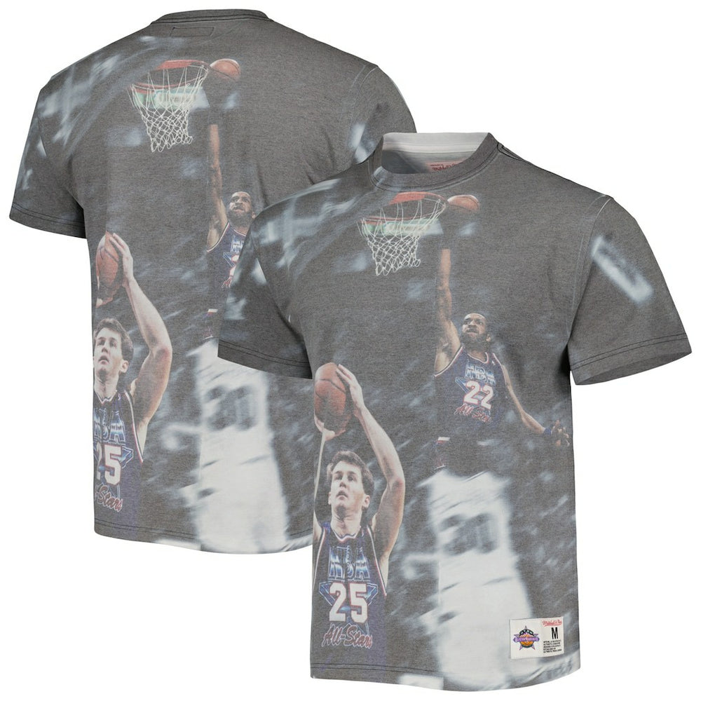 Mitchell & Ness - Cleveland Cavaliers Above the Rim Graphic T-Shirt