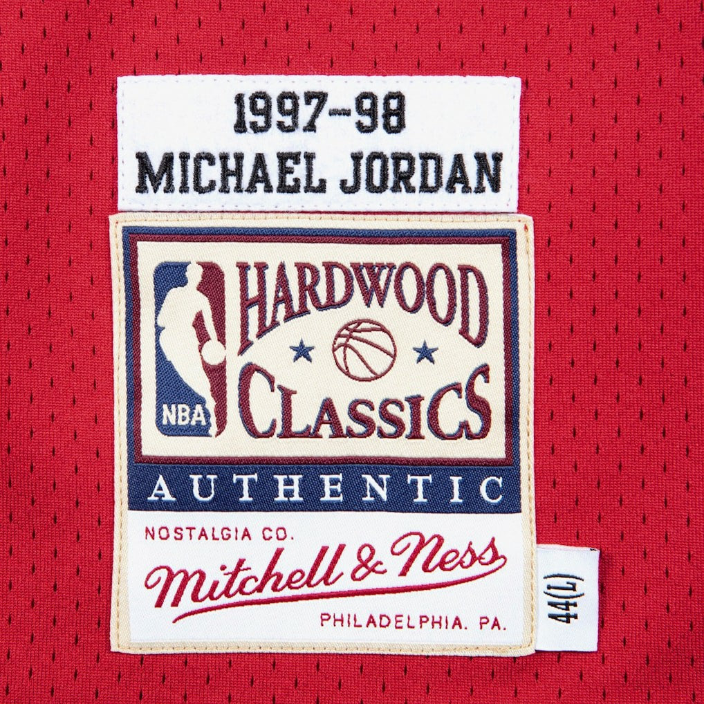 Mitchell & Ness - Chicago Bulls Authentic Jersey Road Finals Michael Jordan 1997-98