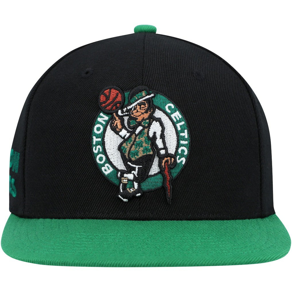 Mitchell & Ness - Boston Celtics Side Core 2.0 Snapback Hat - Black/Green