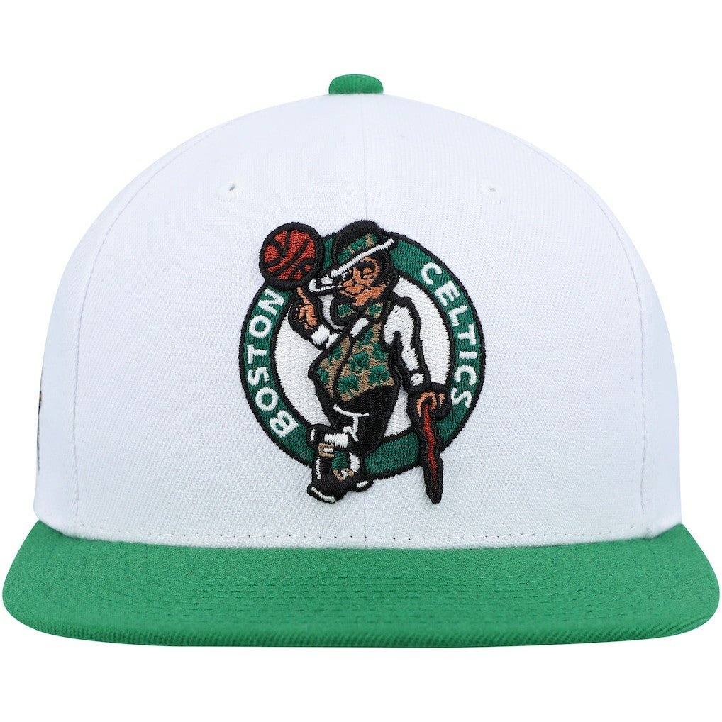 Mitchell & Ness - Boston Celtics Side Core 2.0 Snapback Hat - White/Green