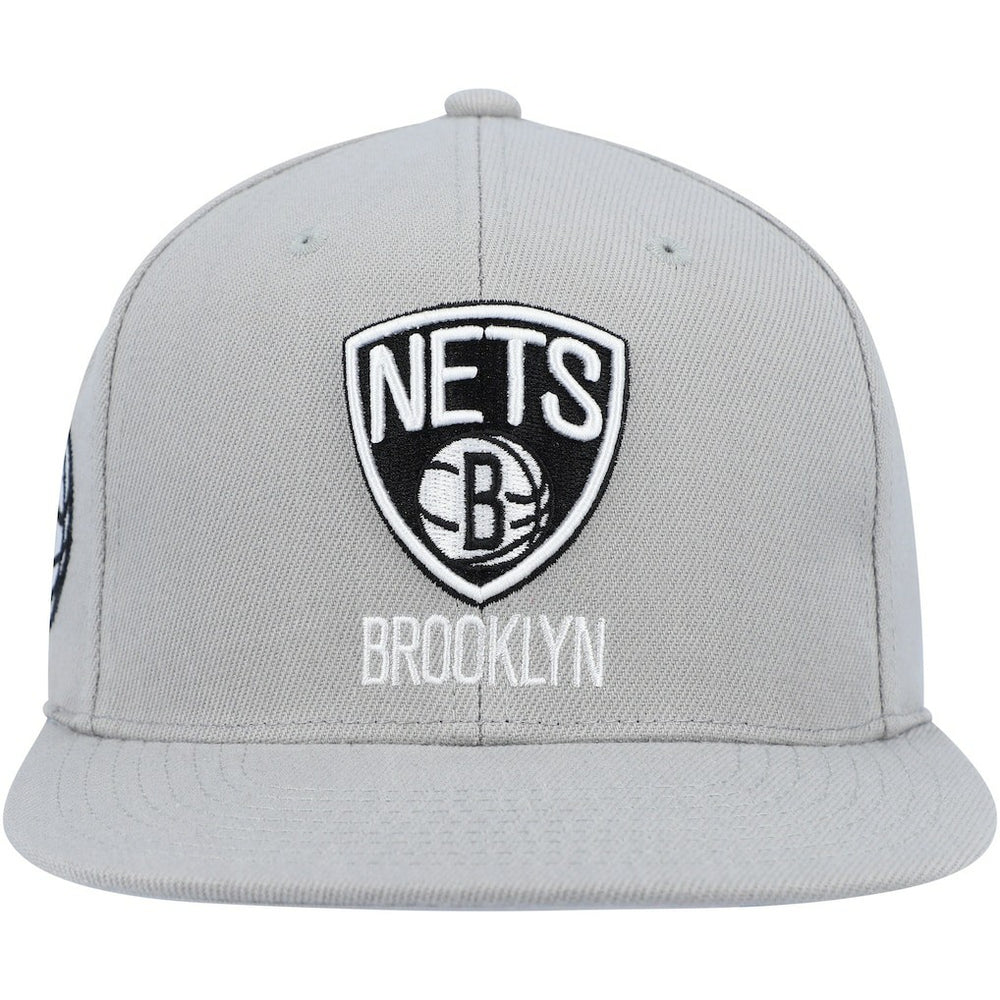 Mitchell & Ness - Brooklyn Nets Side Core 2.0 Snapback Hat - Gray