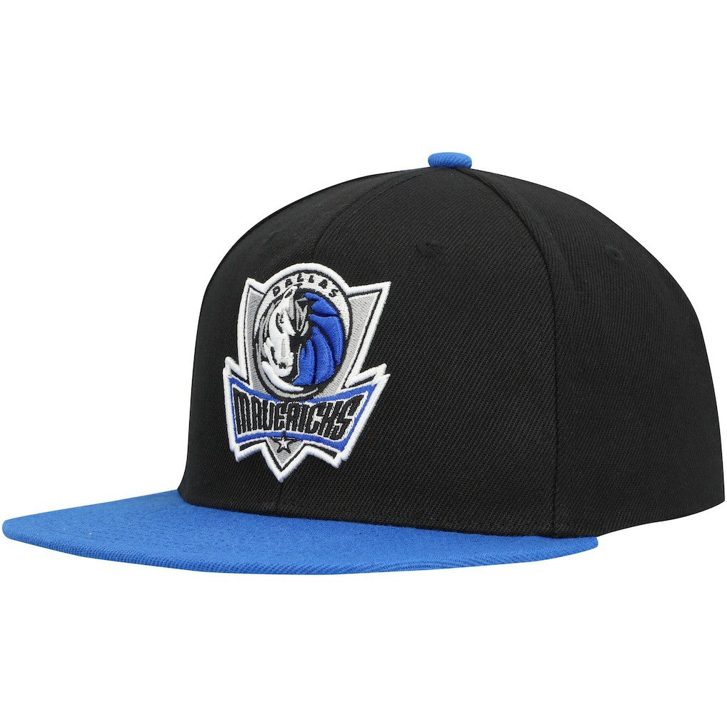 Mitchell & Ness - Dallas Mavericks Side Core 2.0 Snapback Hat - Black/Royal