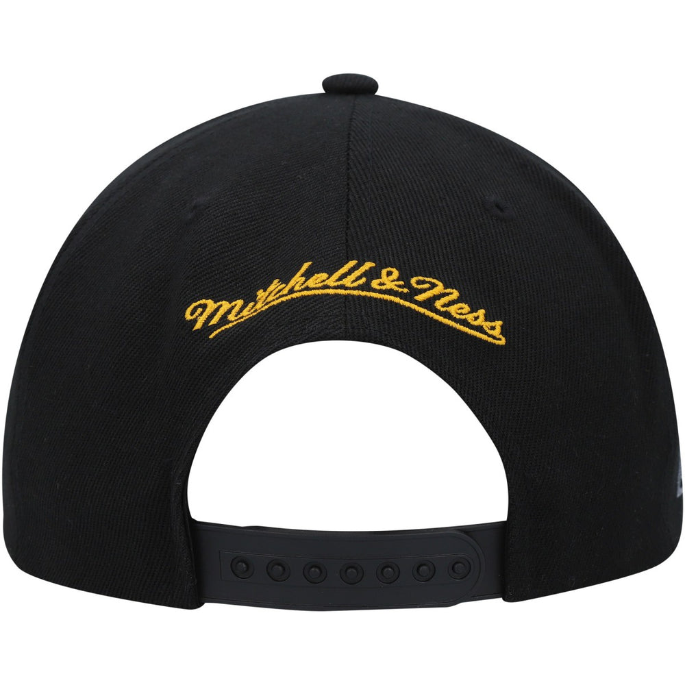 Mitchell & Ness - Phoenix Suns Side Core 2.0 Snapback Hat - Black