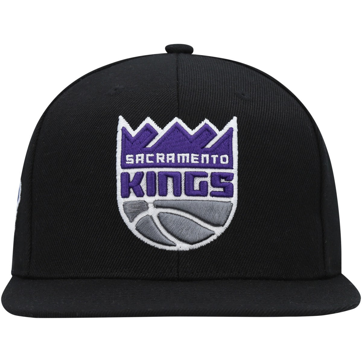 Mitchell & Ness - Sacramento Kings Side Core 2.0 Snapback Hat - Black