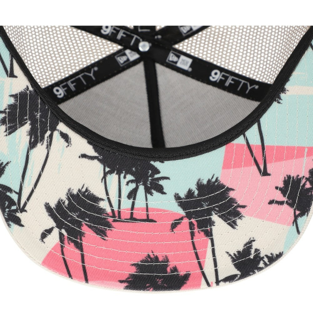 New York Yankees New Era Retro Beachin' Patch A-Frame Trucker 9FIFTY Snapback Hat Near Me