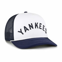 New York Yankees '47 Foam Front Script Trucker Snapback Hat Lifestyle