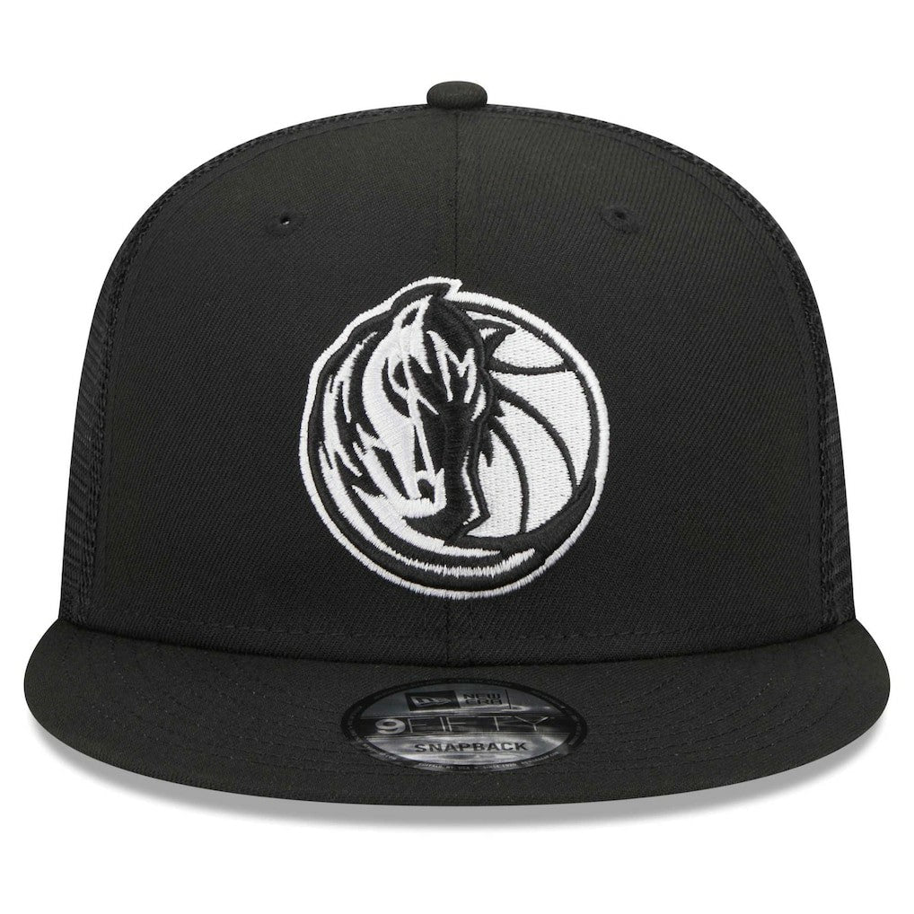 New Era - Dallas Mavericks 9FIFTY Snapback Trucker Hat - Black