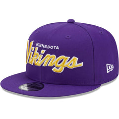 Minnesota Vikings New Era Main Script 9FIFTY Snapback Hat Purple - NFL